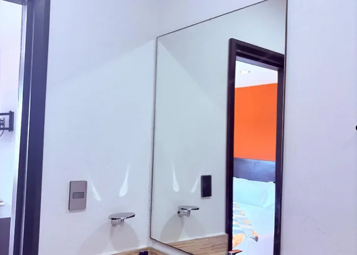 Estudio De Lujo Con Cama King Y Vista Con Alberca Appart hôtel Playa del Carmen